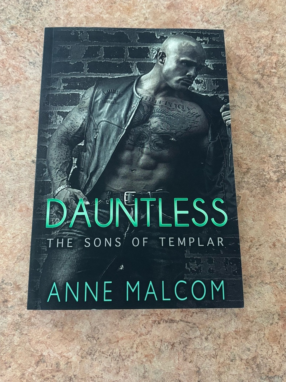 Dauntless - The Sons Of Templar - Anne Malcom - Signed Paperback